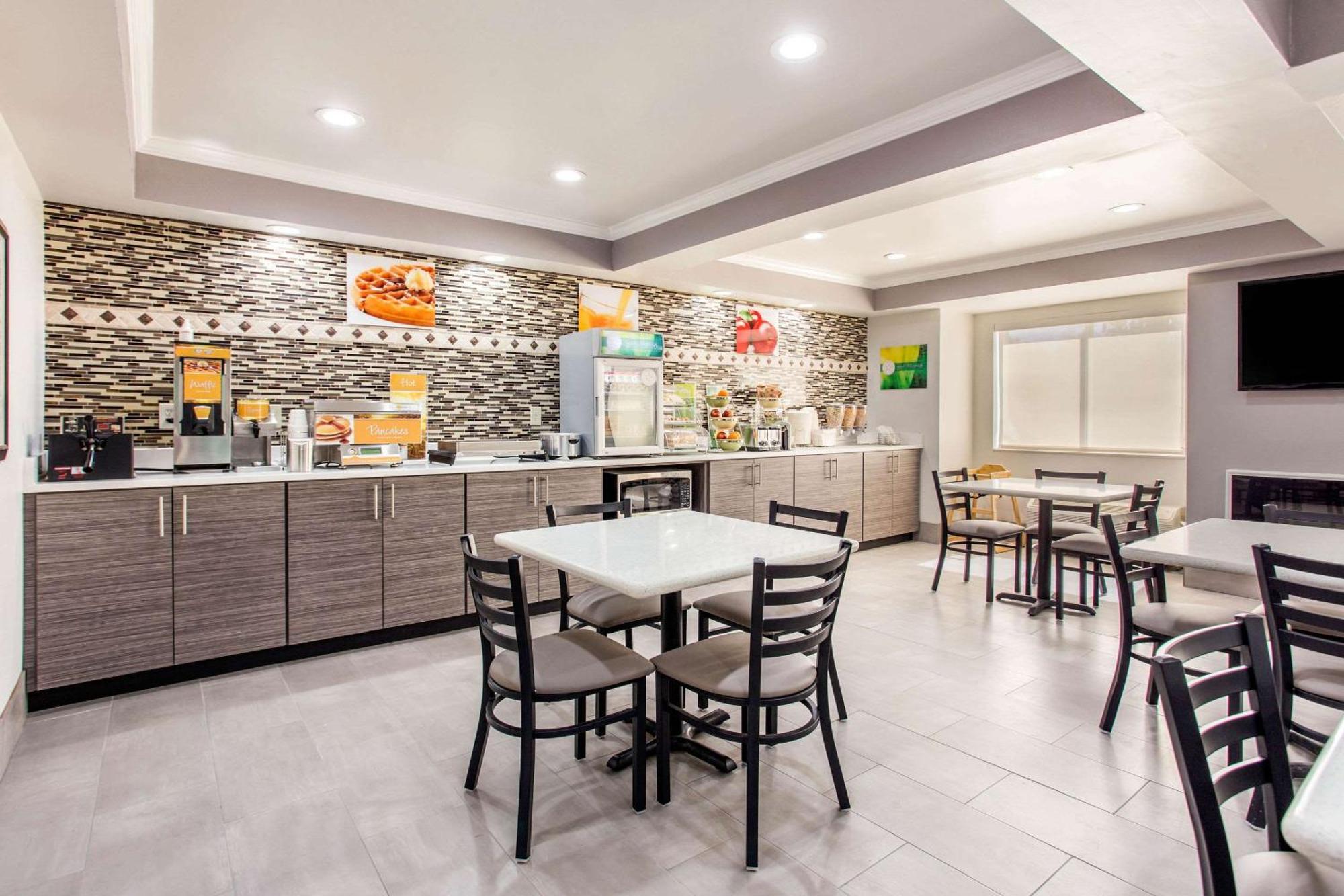 Quality Inn & Suites Myrtle Beach Near Outlets Exterior foto