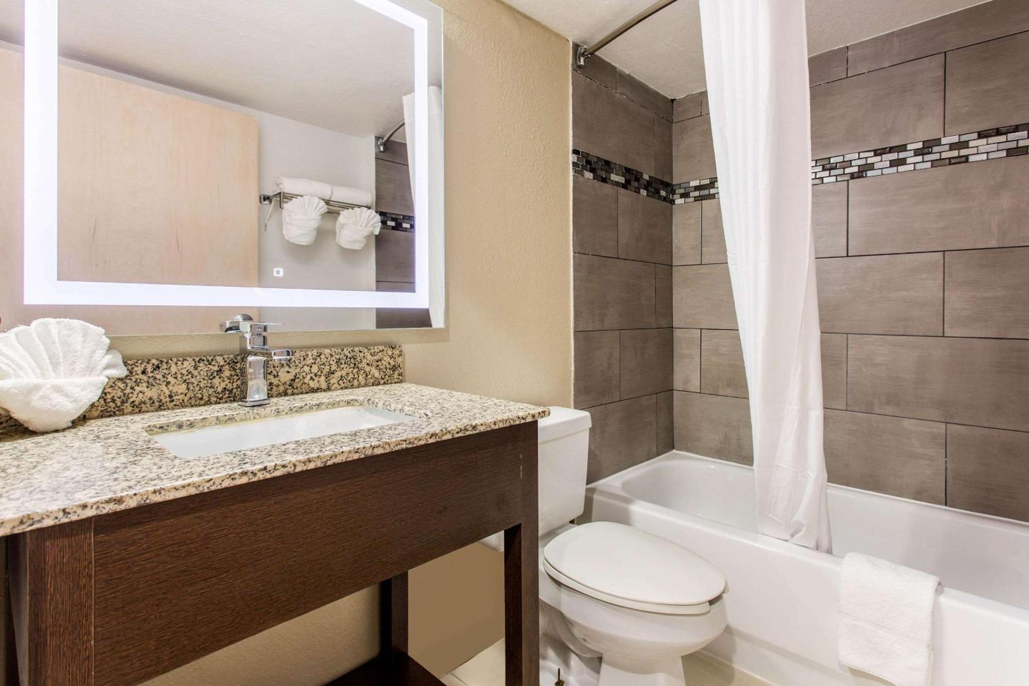 Quality Inn & Suites Myrtle Beach Near Outlets Exterior foto